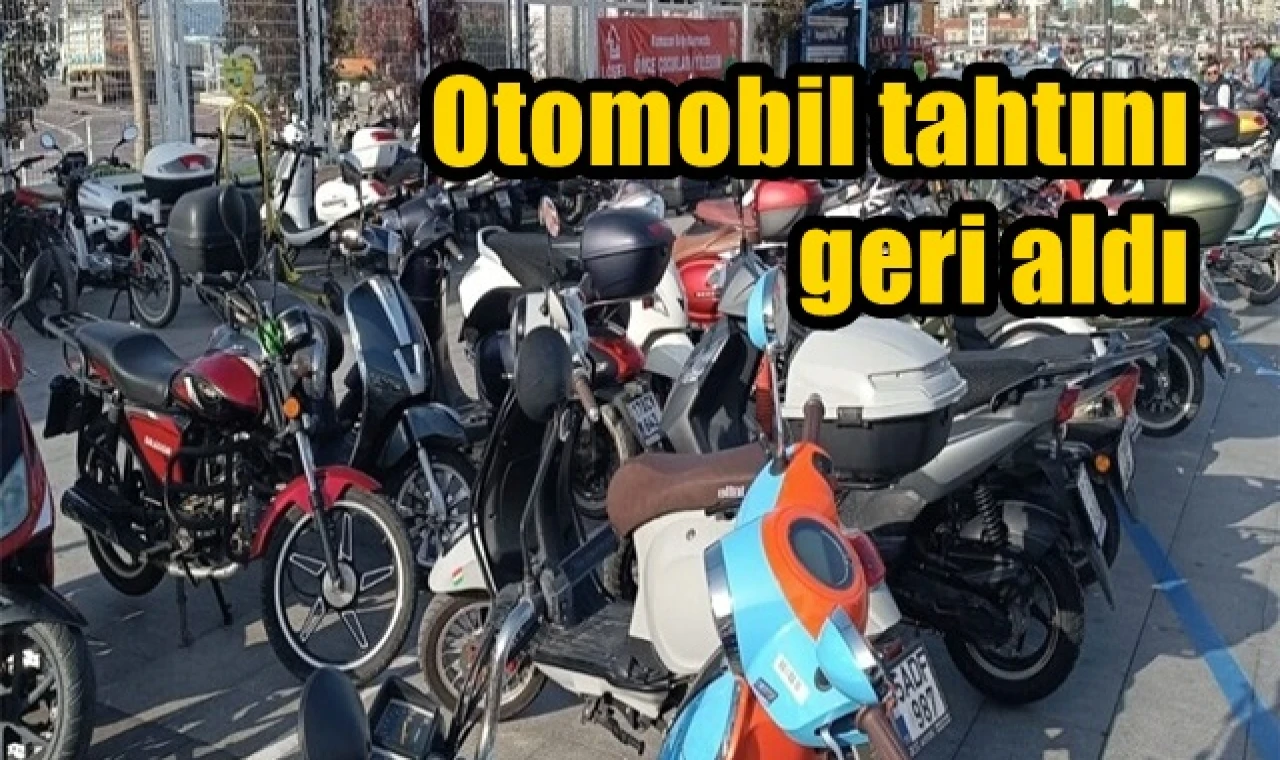 Otomobil tahtını geri aldı