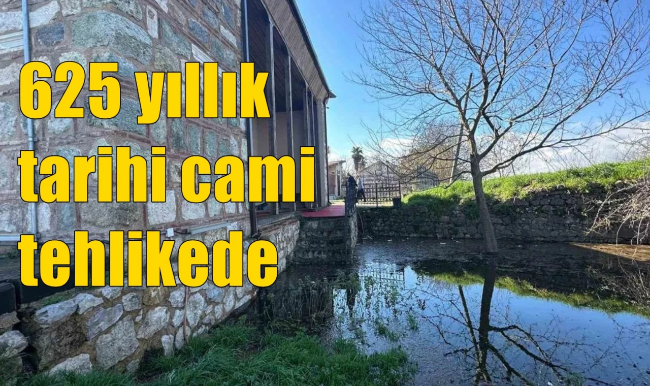 625 yıllık  tarihi cami  tehlikede