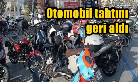 Otomobil tahtını geri aldı